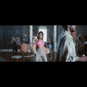 Meet your Posher, Ellie